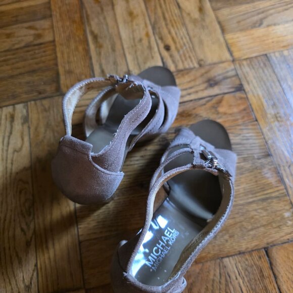 Michael Kors Pumps Women 7 M Berkeley Zip Up Peep Toe Suede High Heels - Picture 6 of 6